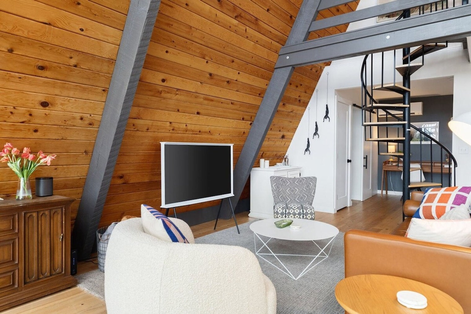 Building Photo - 3679 S Shorewood Ave