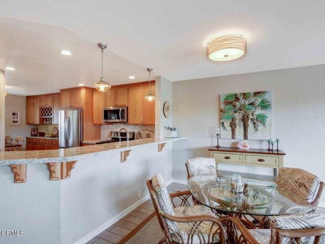Building Photo - 716 Island View Cir