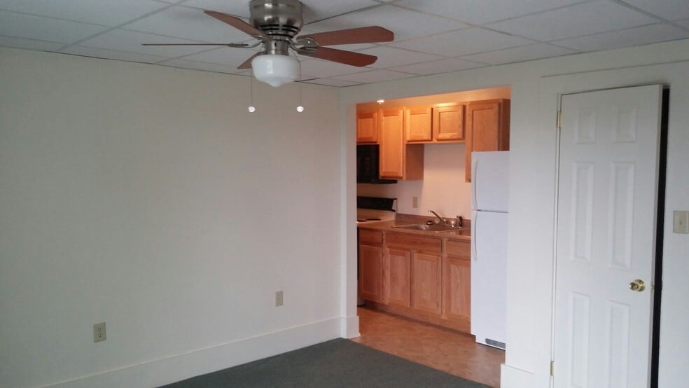 Building Photo - 14 Myrica Ave