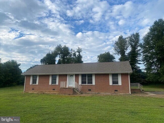 Primary Photo - 3875 Fish Hook Dr