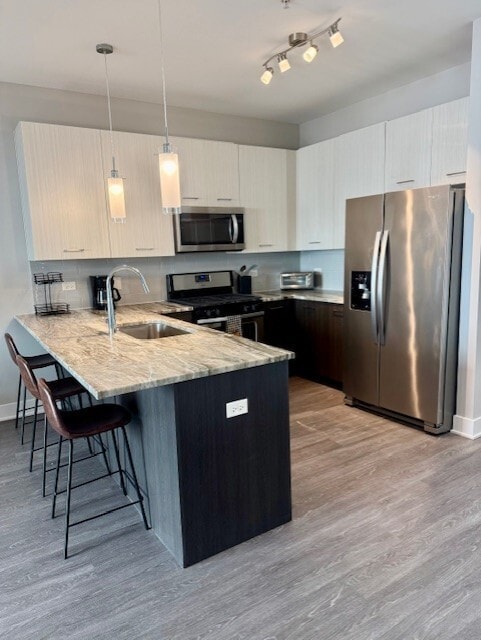 Building Photo - 18w070 Royce Blvd