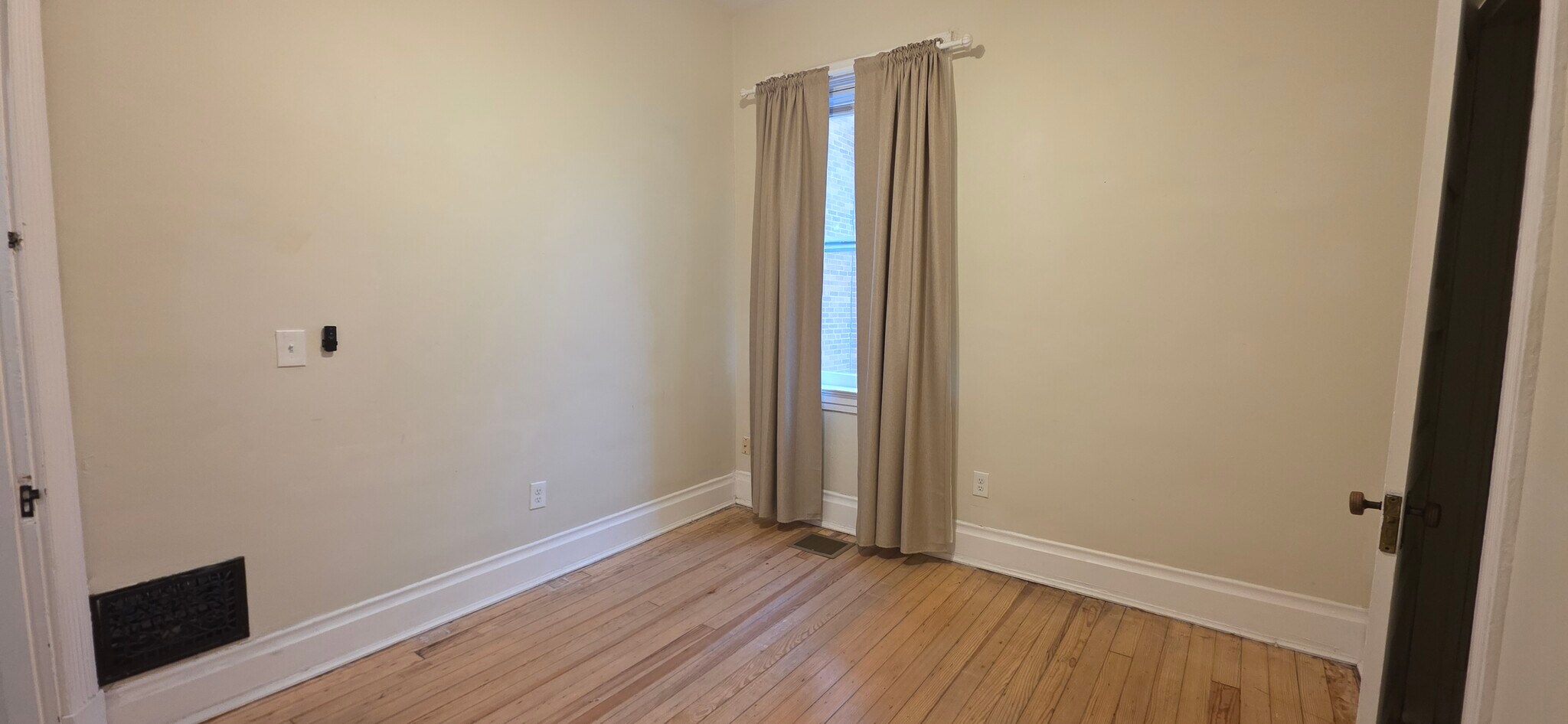 Building Photo - 3711 Morris Pl