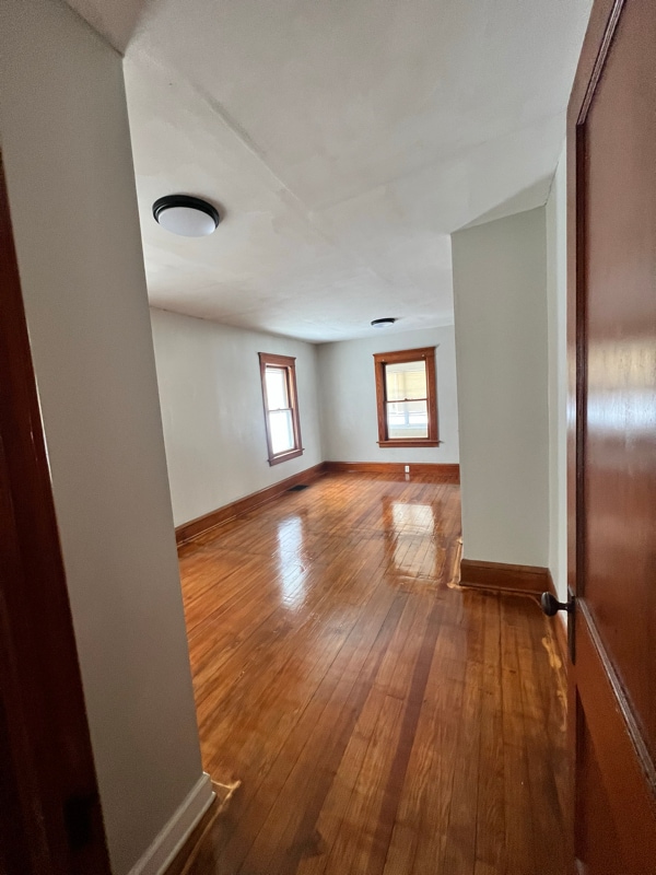 Building Photo - 101 W Palmer Ave