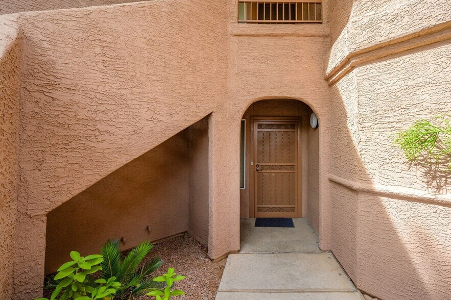 Building Photo - 9775 N 94th Pl