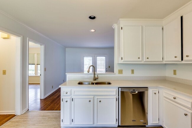 Building Photo - *Belmont/Vanderbilt *