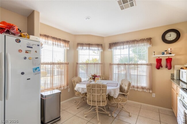 Building Photo - 1563 Raining Hills St