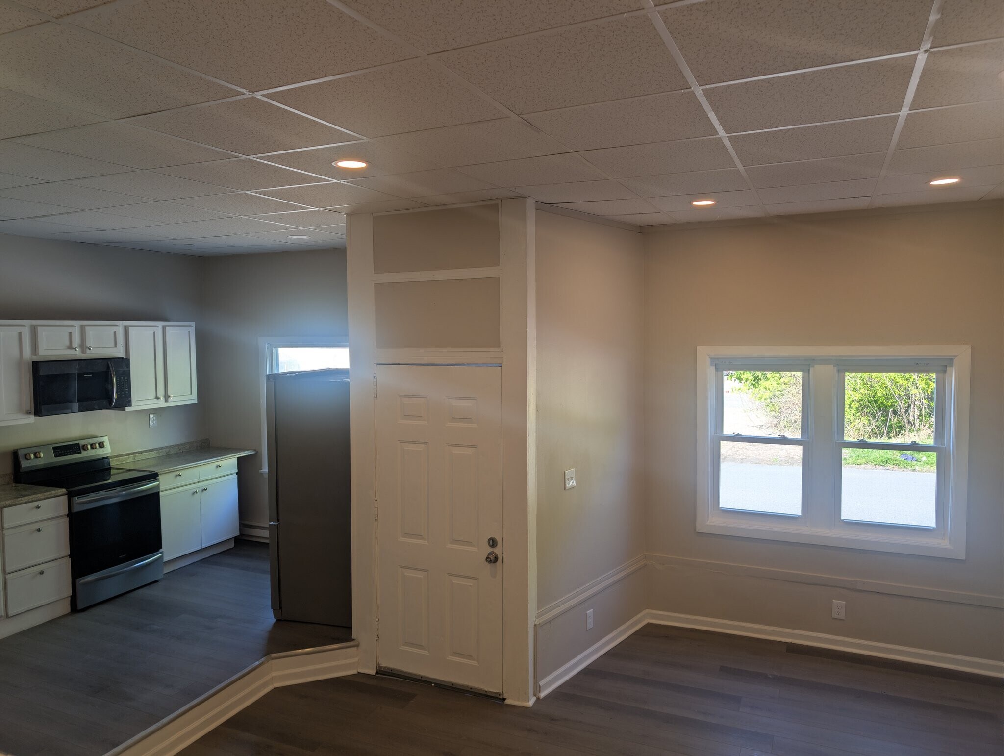 Building Photo - 500 Marion St