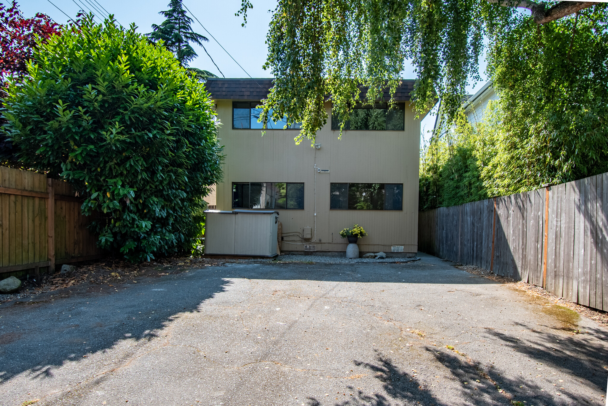 Building Photo - 1524 2nd Ave W
