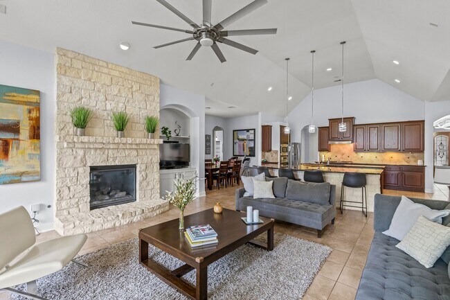 Building Photo - 31114 Lakeview Bend Ln