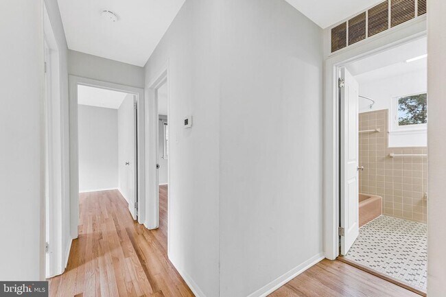 Building Photo - 6534 Jay Miller Dr