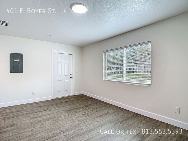 Building Photo - 401 E Boyer St