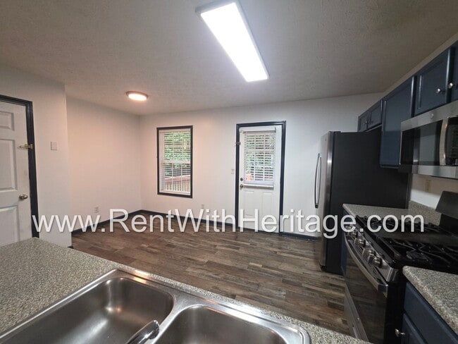 Building Photo - Immaculate 5-bedroom, 3-bath home in the Cedar Mountain Park subdivision in Douglasville, GA.