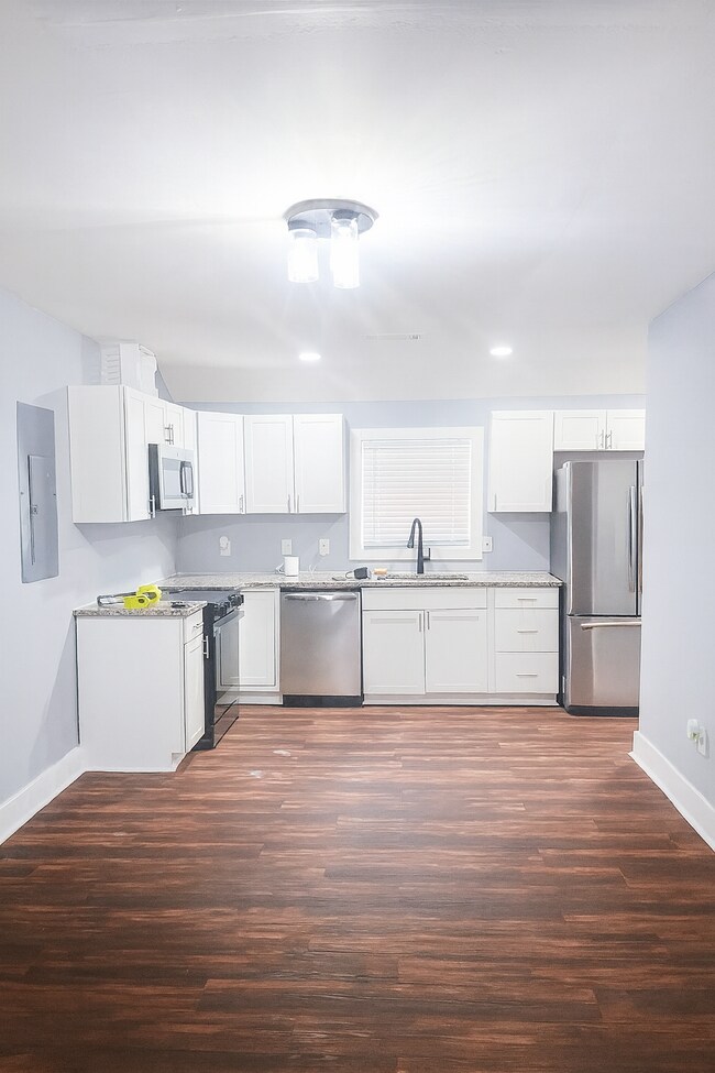 Primary Photo - 260 Balkcom Ave