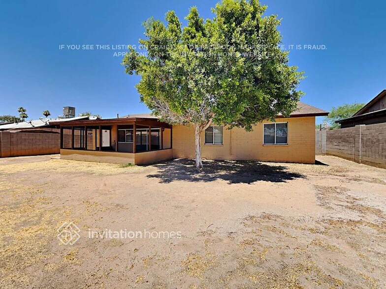 Building Photo - 4213 W Northview Ave