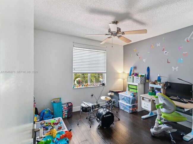 Building Photo - 15760 NW 16th Ct