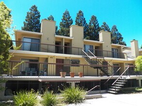 Building Photo - West San Jose Condo - Available!