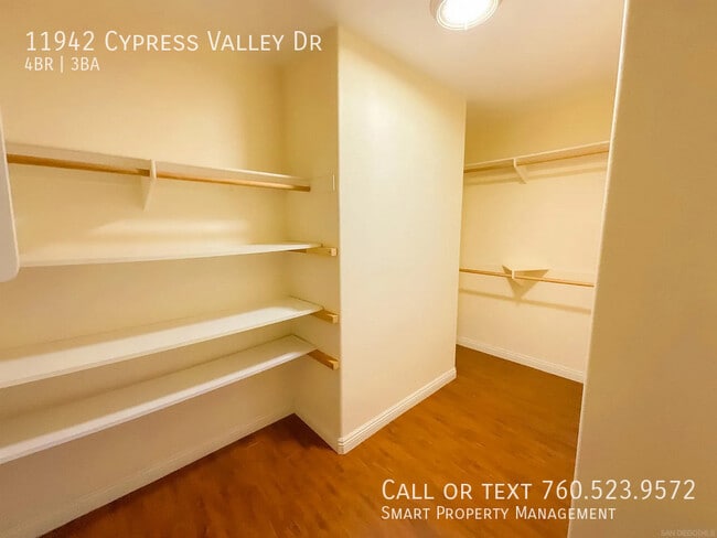 Building Photo - 11942 Cypress Valley Dr