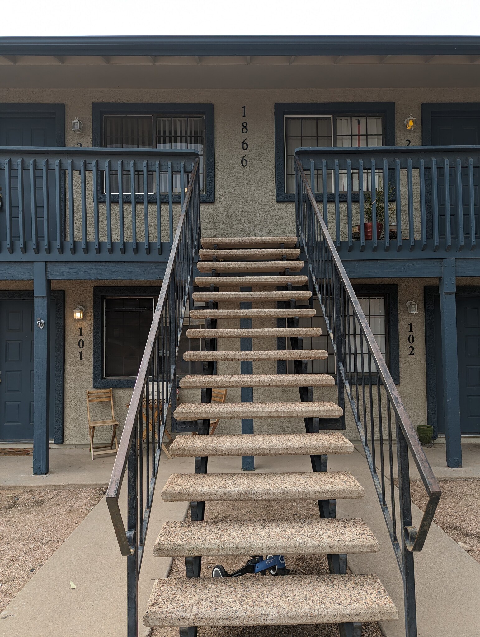 Building Photo - 1866 S Monterey Dr