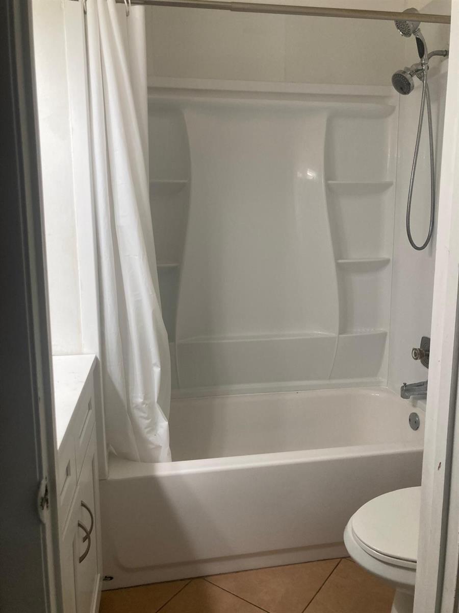 Building Photo - 11613 NW 28th St