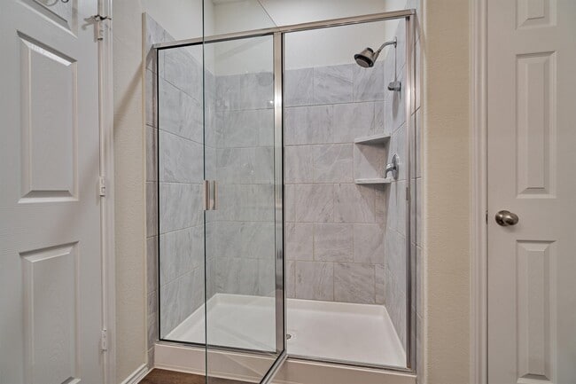 Building Photo - 4417 Longleaf Timbers Ct