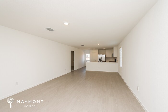 Building Photo - 1263 Maple St