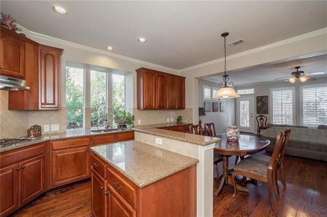 Building Photo - 2374 Aspermount Dr