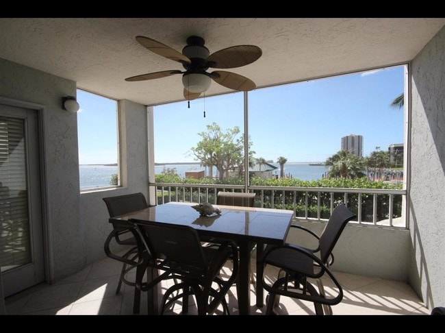 Gulf/Caxambas water view - 901 Collier Ct