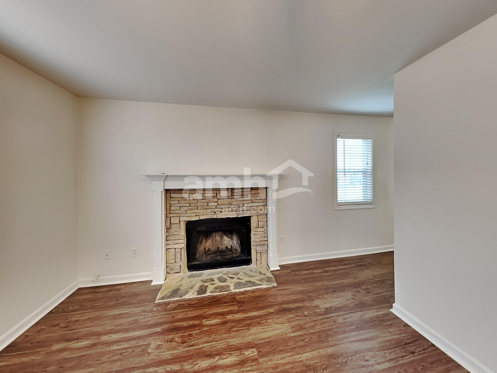 Building Photo - 714 Ridgewood Way