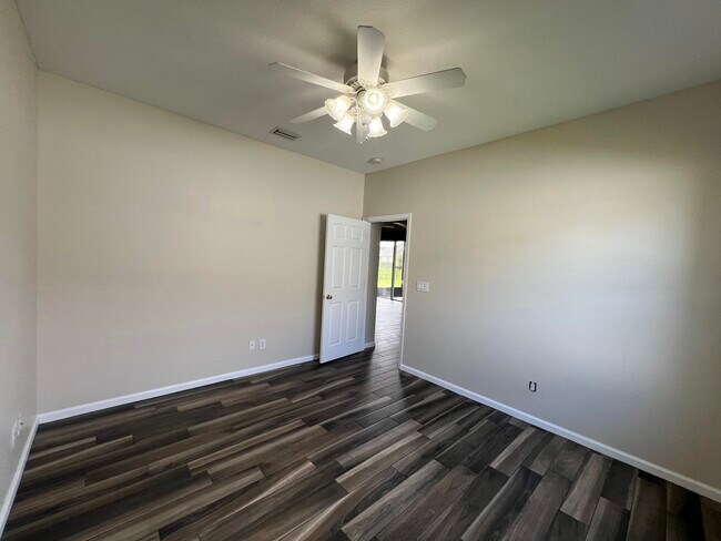 Building Photo - 254 Broyles Dr