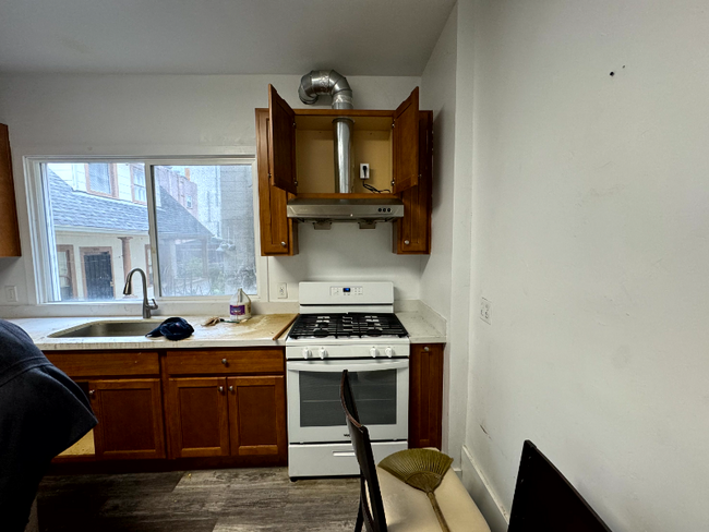 Primary Photo - 1429 2nd Ave