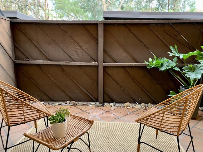 Building Photo - 7948 Mission Center Ct