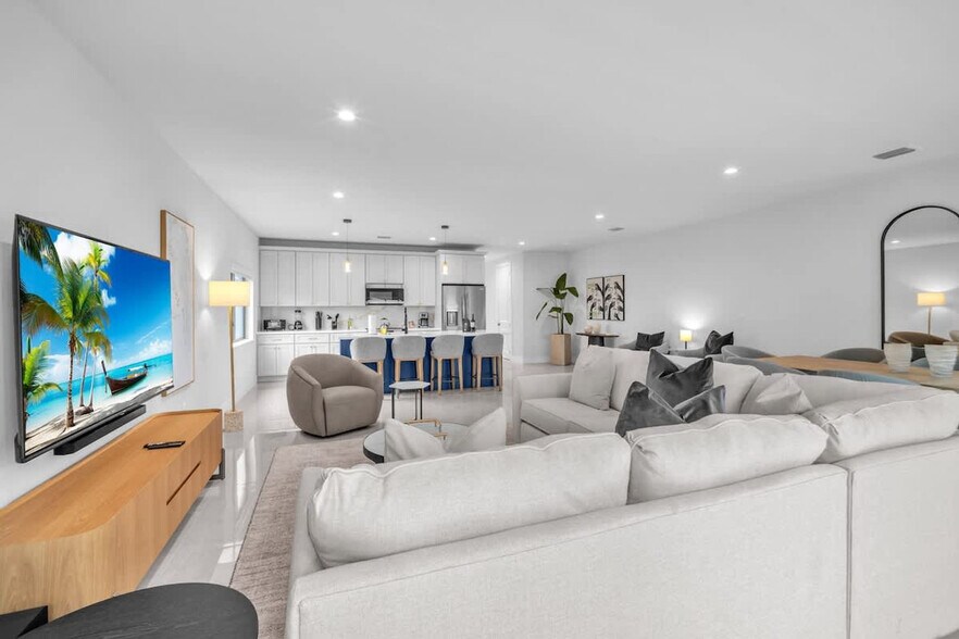 Building Photo - 2951 NW 13th St