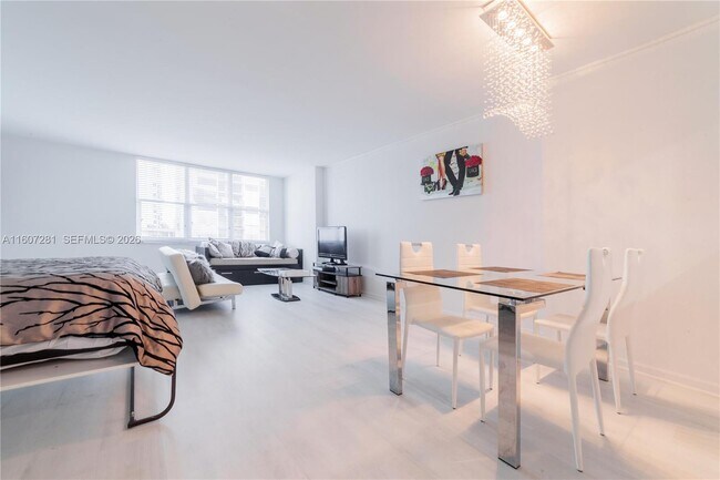 Building Photo - 2501 S Ocean Dr