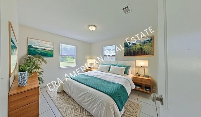 Building Photo - 144 Twin Trees Dr