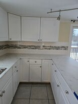 Building Photo - 4435 Clifford Rd