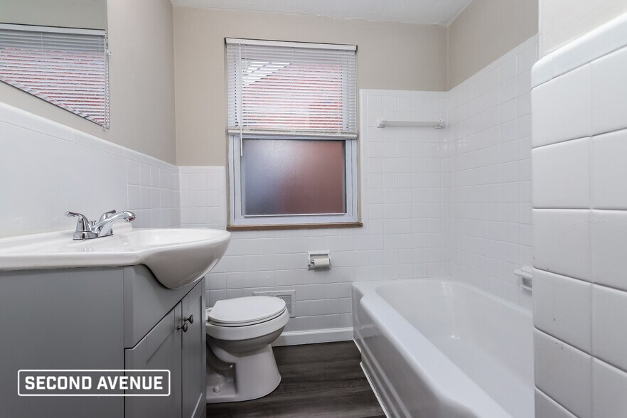 Building Photo - 106 Watson Blvd