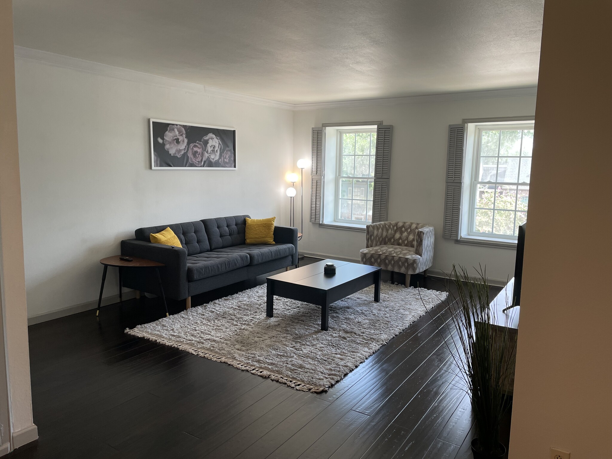 Living Room - 361 N Post Oak Ln