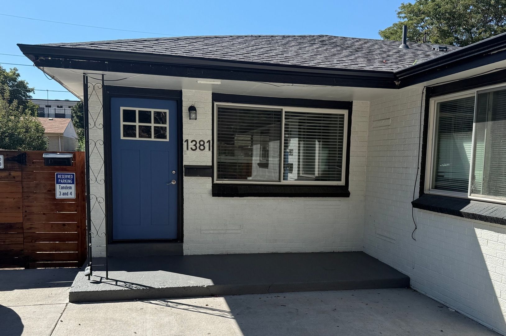 Building Photo - 1381 Xanadu St