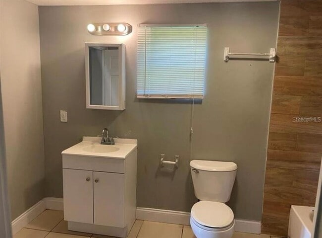 Building Photo - 701 23rd St