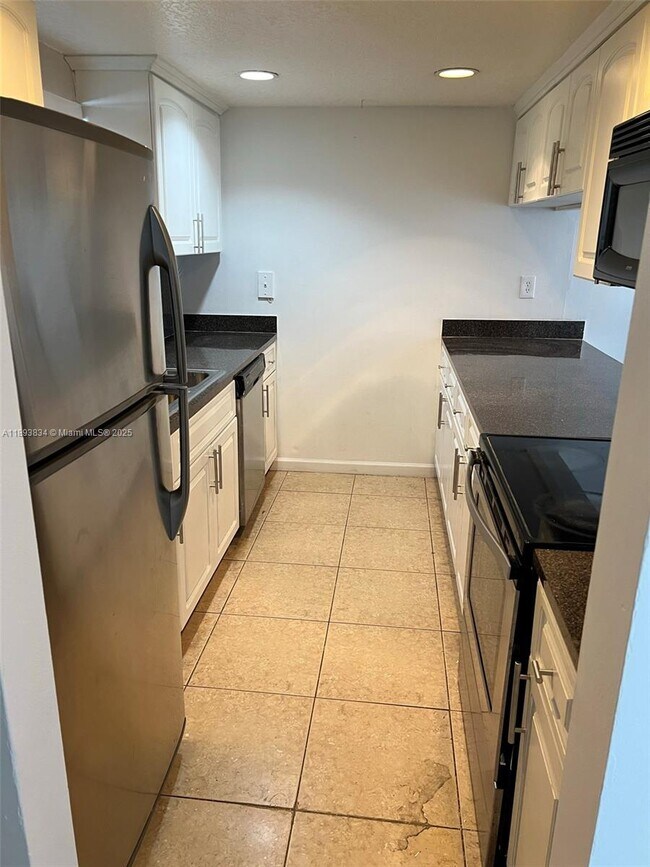 Building Photo - 1900 N Congress Ave