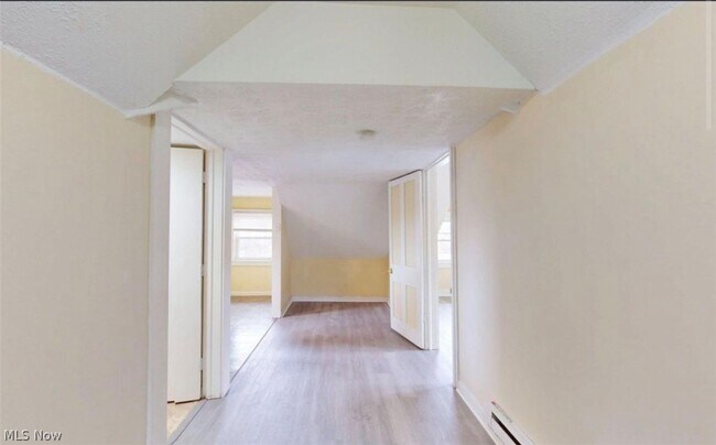 Building Photo - 2681 E 126th St