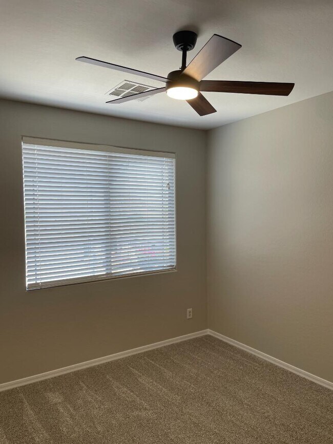 Building Photo - 6535 W Brookhart Way