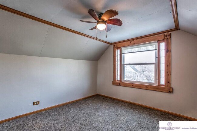 Building Photo - 2125 S 35th Ave