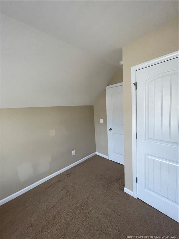 Building Photo - 261 River Oak St