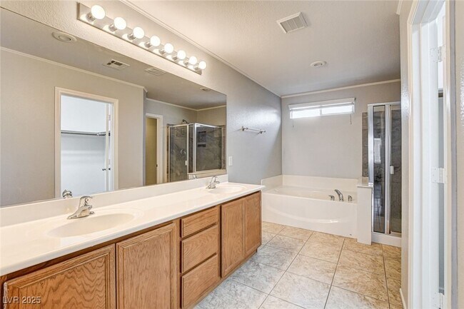 Building Photo - 9060 Candyland Ave