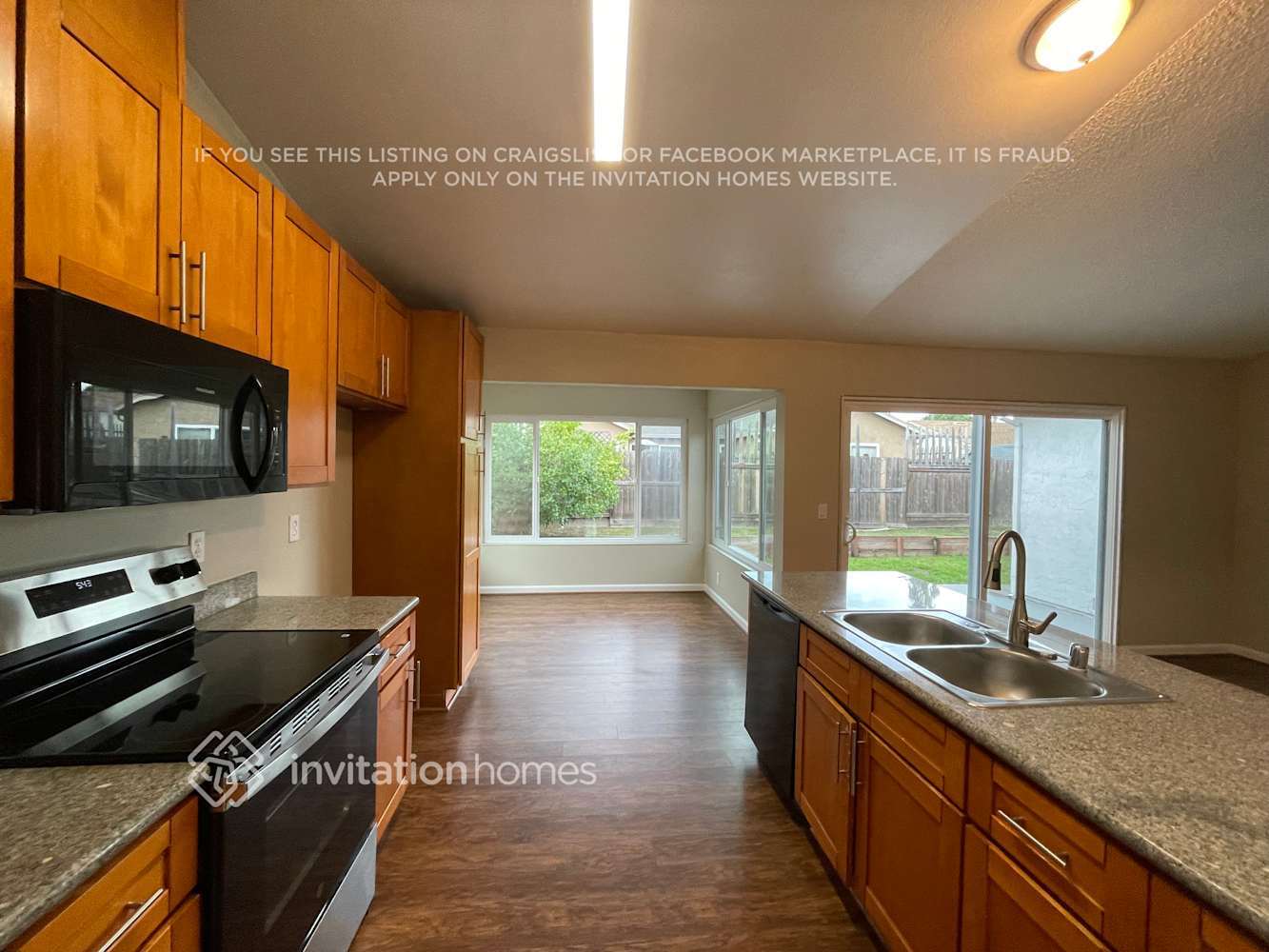 Building Photo - 604 Tule Goose Dr