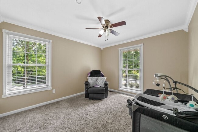 Building Photo - 114 Hickory Hill Dr