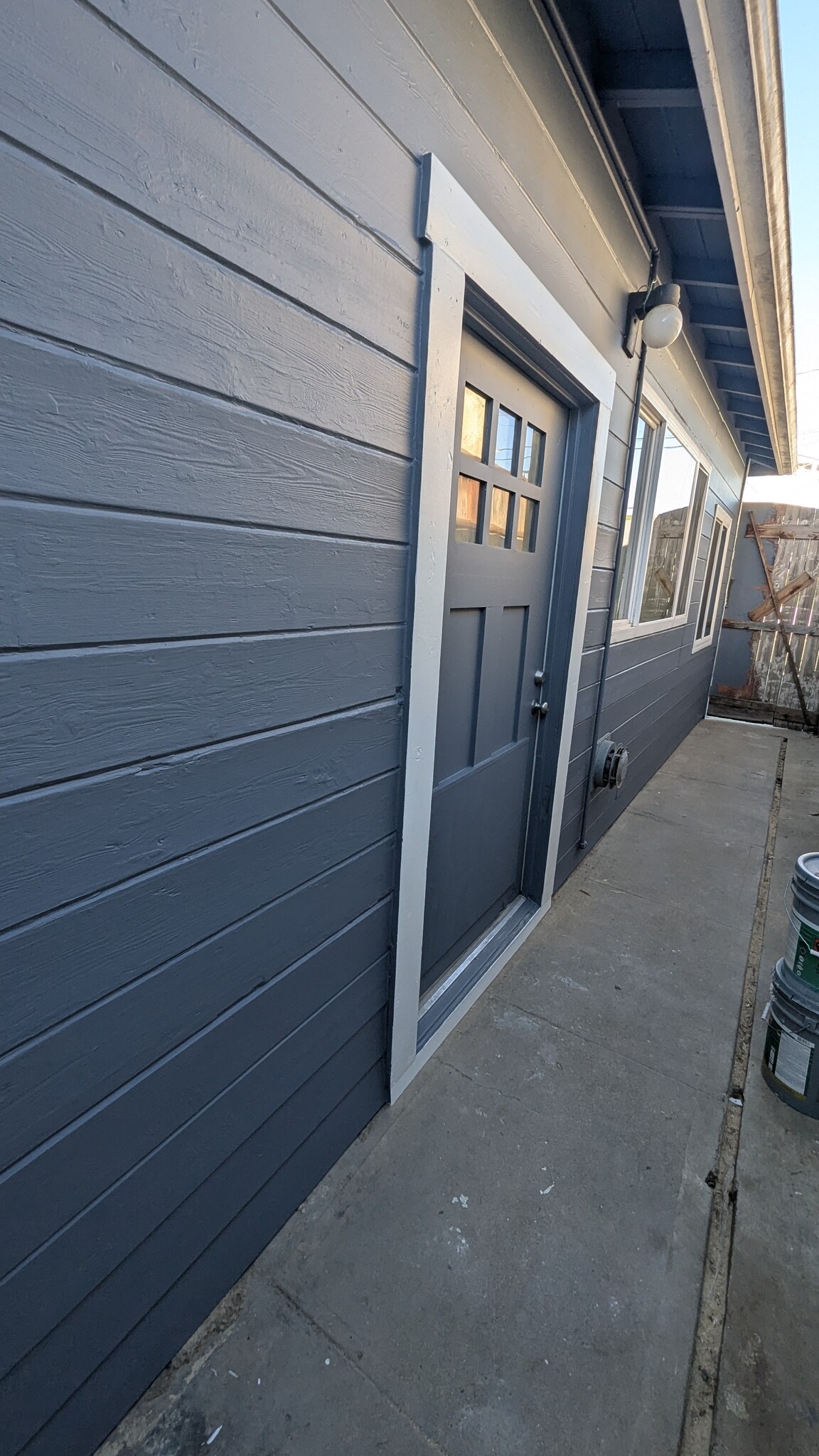 Building Photo - 392 West Center Ave