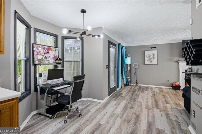 Building Photo - 1459 Bridgewater Branch