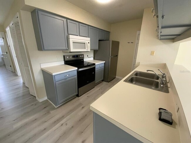 Building Photo - 2327 Prime Cir